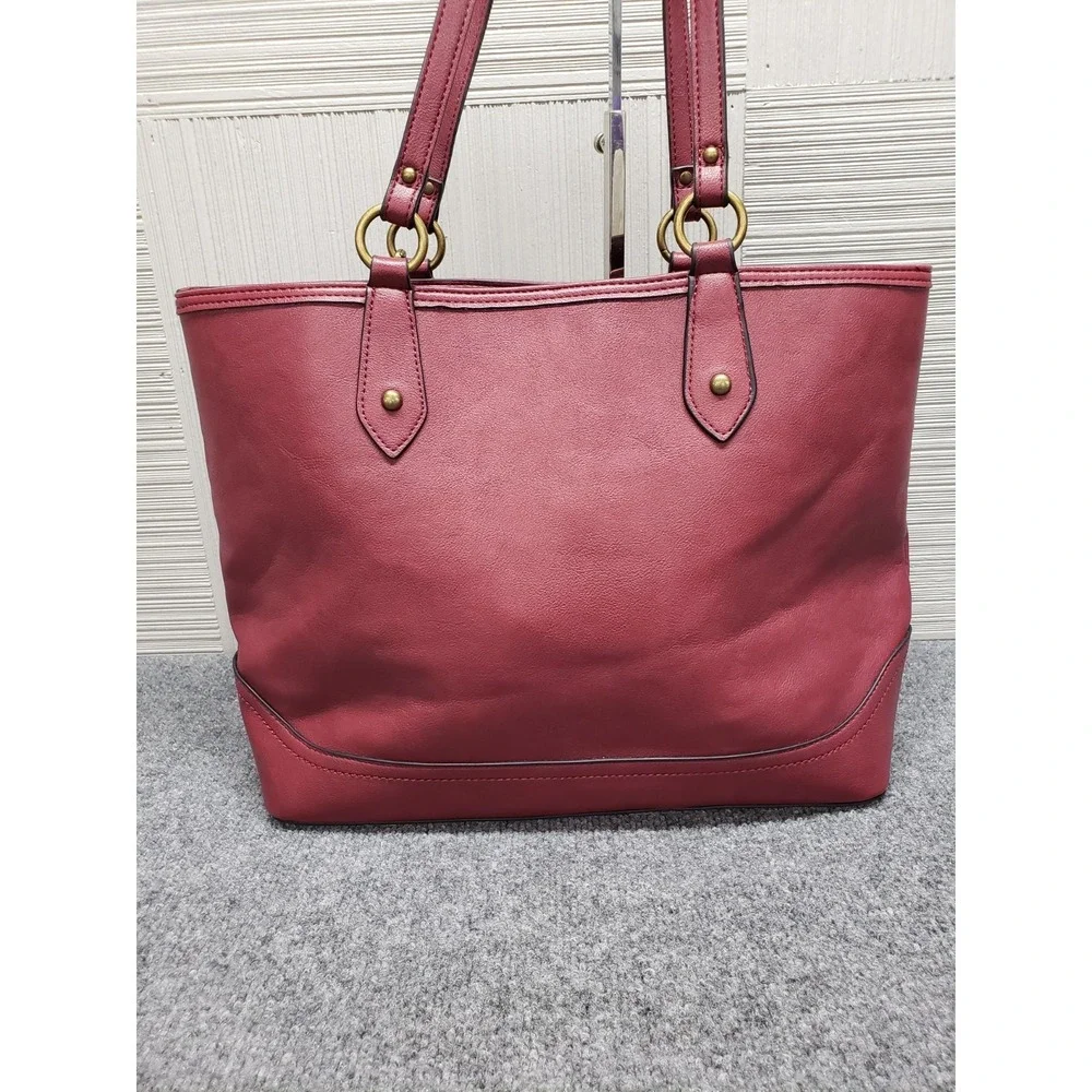 Frye And Co Women Handbag Maroon Snap Inner Pocket Lined Gold Ring Hardware City